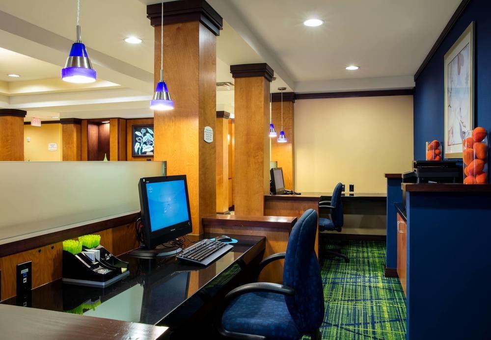 Fairfield Inn And Suites By Marriott Lakeland Plant City Exterior photo