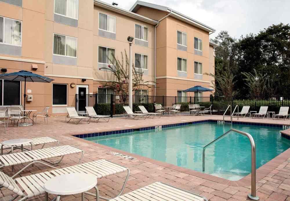 Fairfield Inn And Suites By Marriott Lakeland Plant City Exterior photo