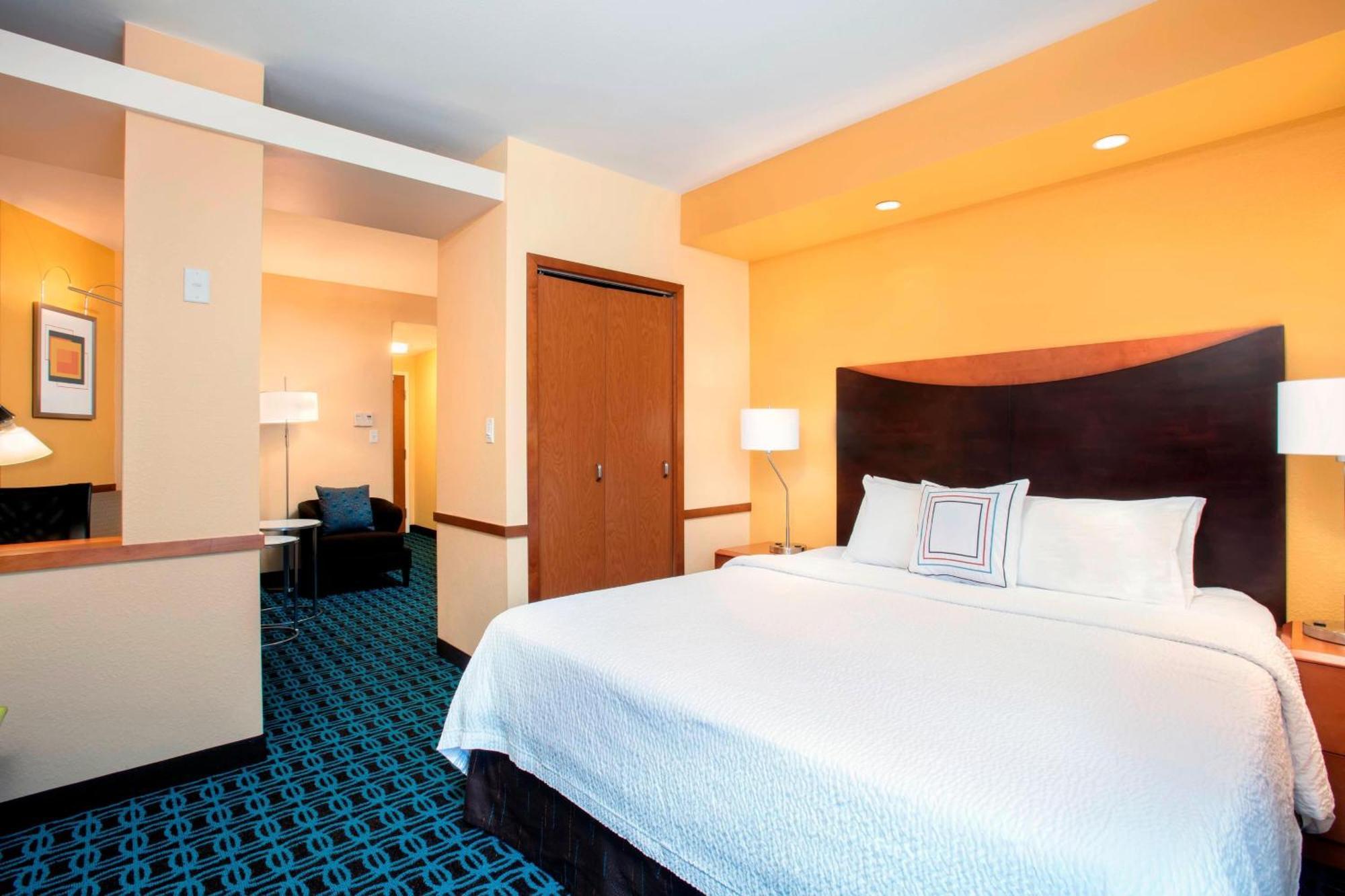 Fairfield Inn And Suites By Marriott Lakeland Plant City Exterior photo