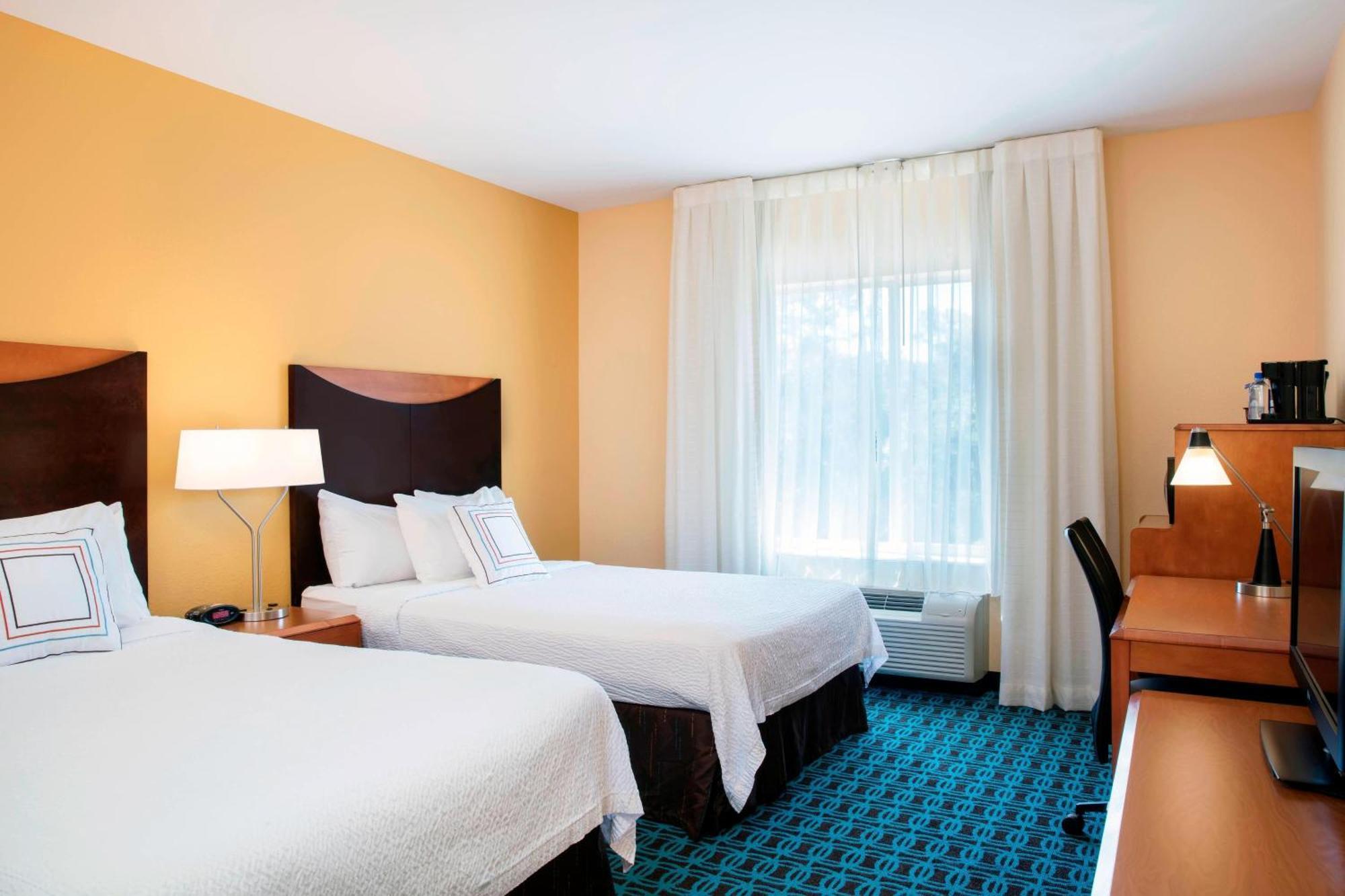 Fairfield Inn And Suites By Marriott Lakeland Plant City Exterior photo