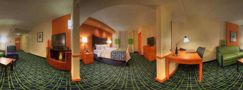 Fairfield Inn And Suites By Marriott Lakeland Plant City Exterior photo