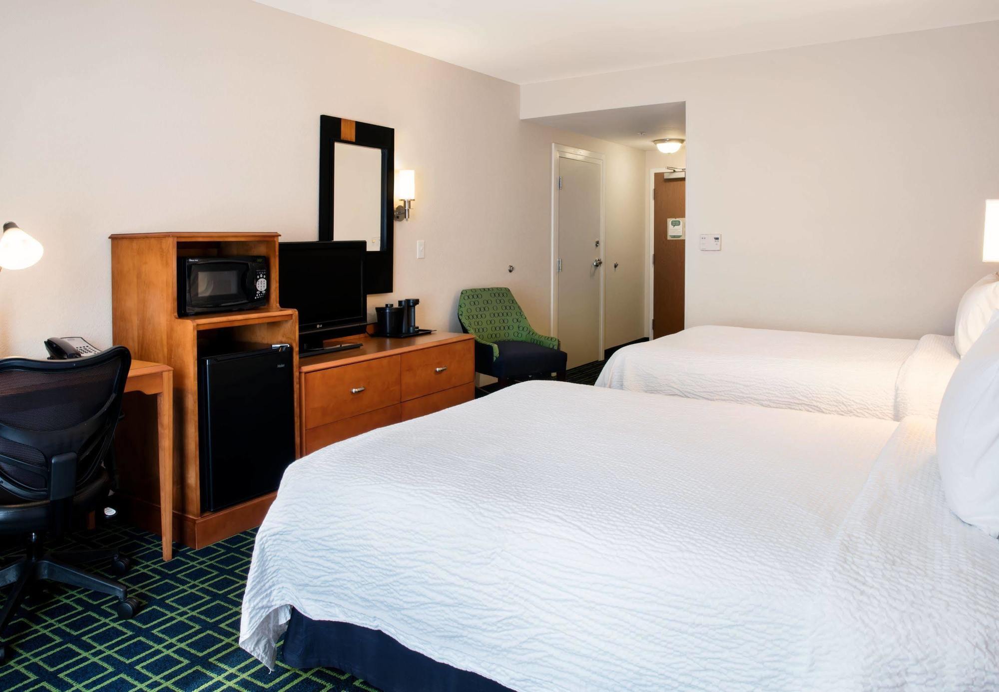 Fairfield Inn And Suites By Marriott Lakeland Plant City Exterior photo